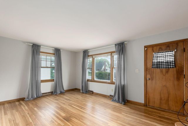 4235 Ashgrove Drive, Grove City, OH 43123