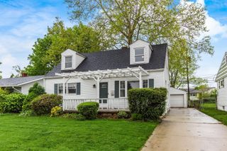 4235 Ashgrove Drive, Grove City, OH 43123