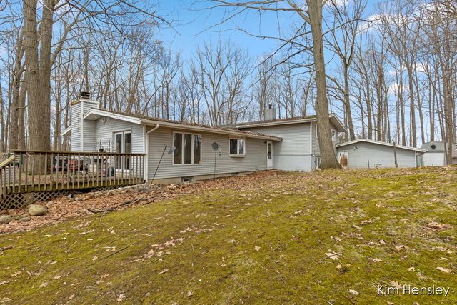 14280 Edgerton Avenue, Cedar Springs, MI 49319