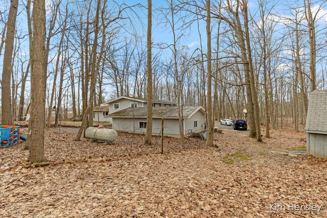 14280 Edgerton Avenue, Cedar Springs, MI 49319