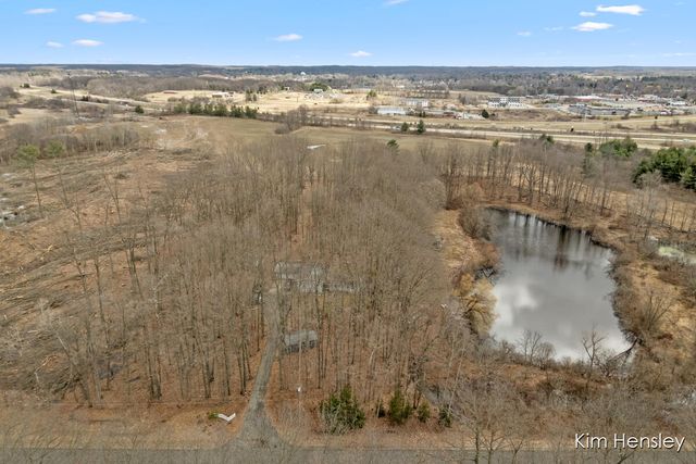 14280 Edgerton Avenue, Cedar Springs, MI 49319