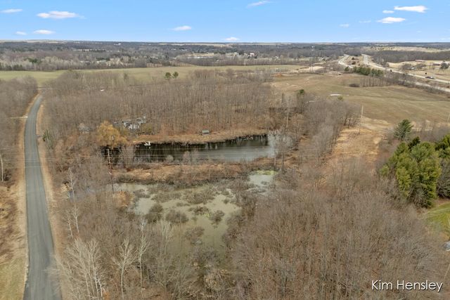 14280 Edgerton Avenue, Cedar Springs, MI 49319