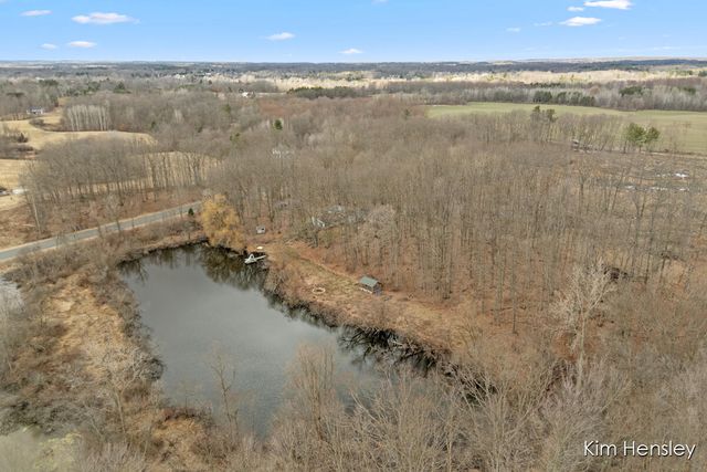 14280 Edgerton Avenue, Cedar Springs, MI 49319