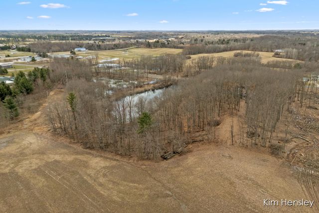 14280 Edgerton Avenue, Cedar Springs, MI 49319