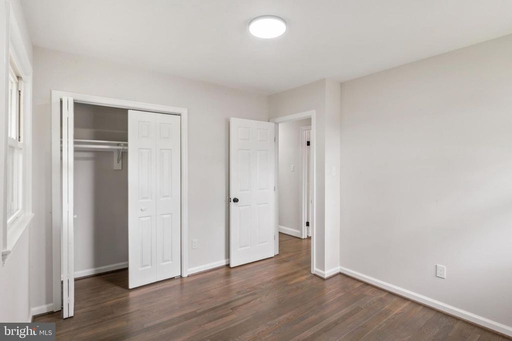 Image 26 of property listing at 913 APPLEWOOD ST, Capitol Heights, MD 20743