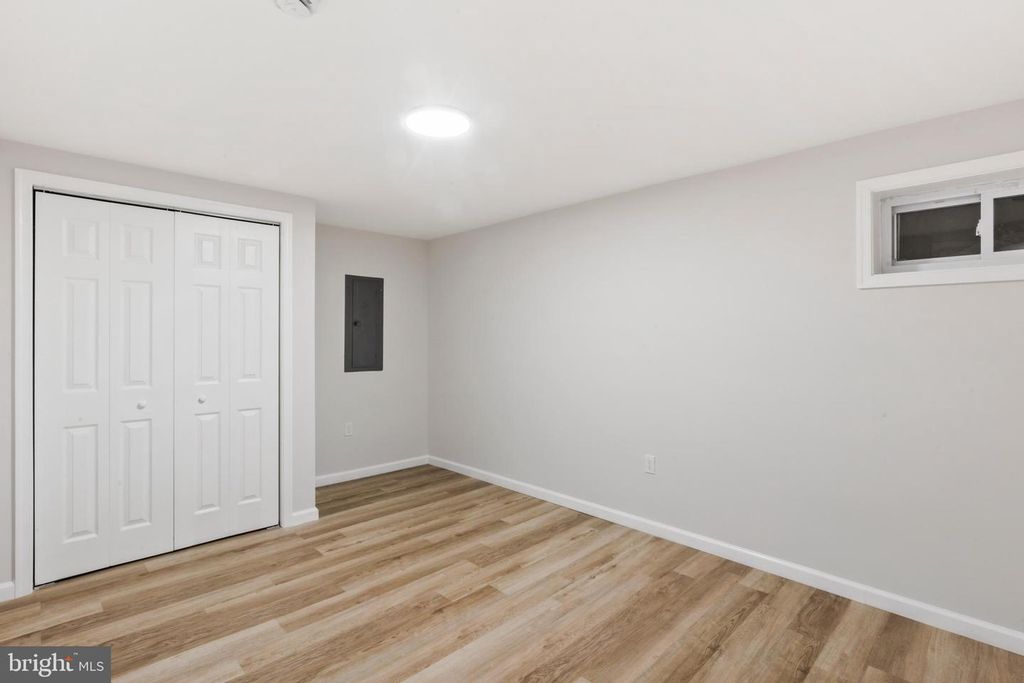 Image 44 of property listing at 913 APPLEWOOD ST, Capitol Heights, MD 20743