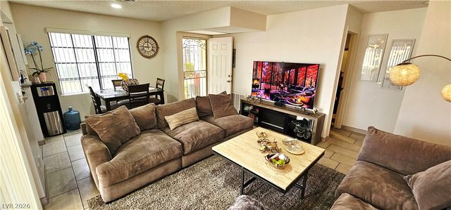 4830 Nara Vista Way 102, Las Vegas, NV 89103