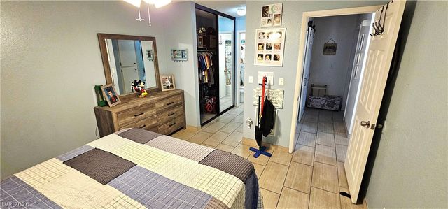 4830 Nara Vista Way 102, Las Vegas, NV 89103