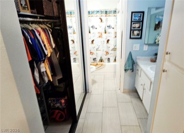 4830 Nara Vista Way 102, Las Vegas, NV 89103