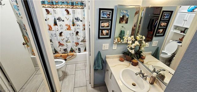 4830 Nara Vista Way 102, Las Vegas, NV 89103