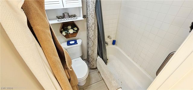 4830 Nara Vista Way 102, Las Vegas, NV 89103