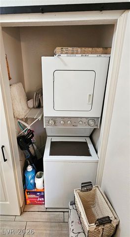 4830 Nara Vista Way 102, Las Vegas, NV 89103