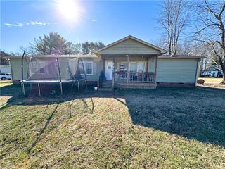 108 Livengood Road, Advance, NC 27006