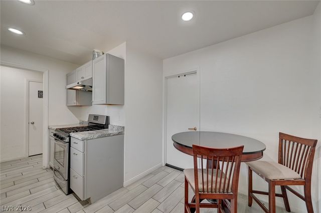 2300 Dune Drive, Las Vegas, NV 89106