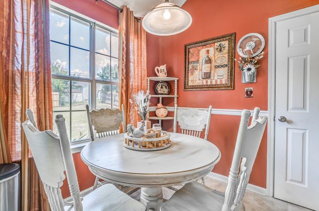 7004 PRESMOND RD, Cordova, TN 38018