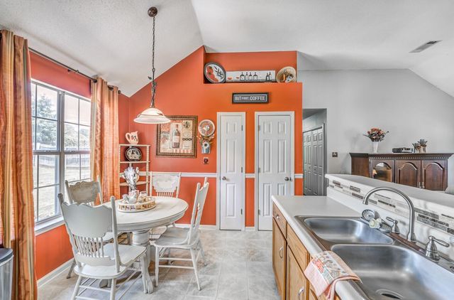 7004 PRESMOND RD, Cordova, TN 38018