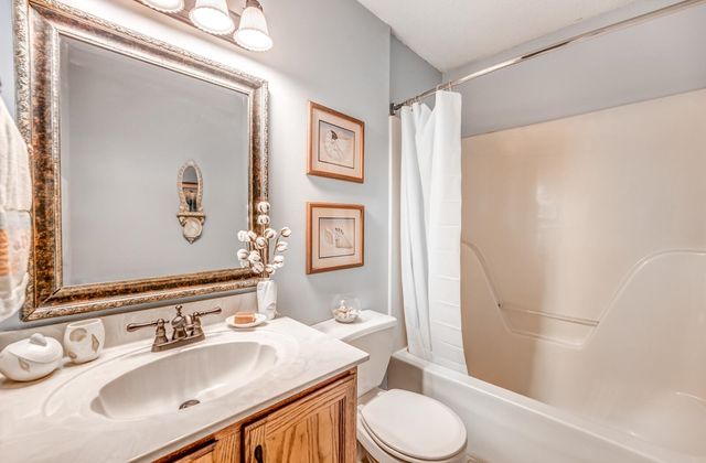 7004 PRESMOND RD, Cordova, TN 38018