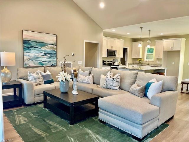3247 Fox Glow Trail, Asheboro, NC 27205