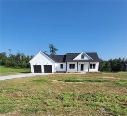 3247 Fox Glow Trail, Asheboro, NC 27205