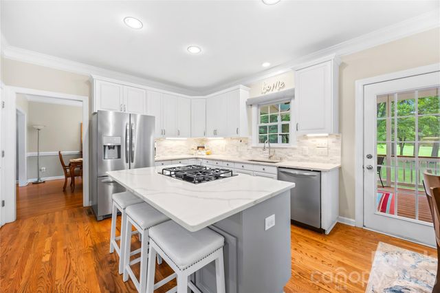 12338 Willingdon Road, Huntersville, NC 28078