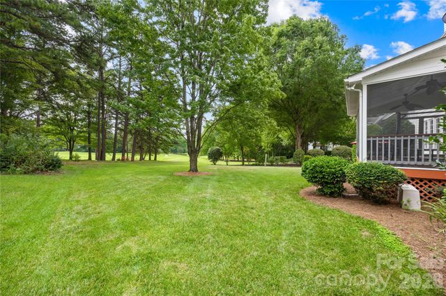 12338 Willingdon Road, Huntersville, NC 28078