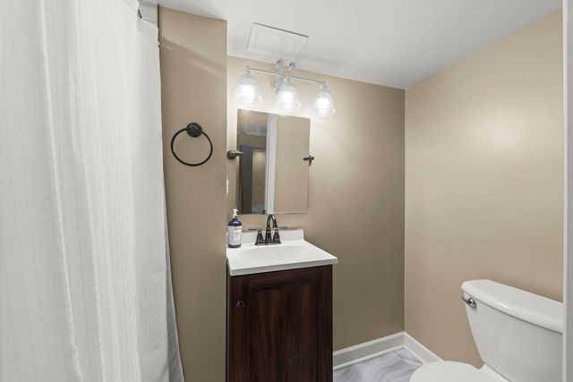 202 S Pick Avenue, Elmhurst, IL 60126