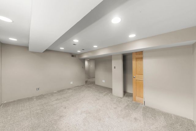 202 S Pick Avenue, Elmhurst, IL 60126