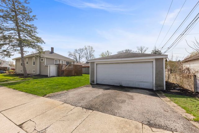 202 S Pick Avenue, Elmhurst, IL 60126