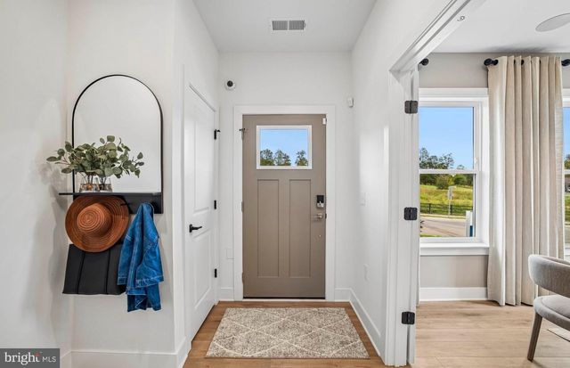 42621 BLACK ANGUS DR, Ashburn, VA 20148