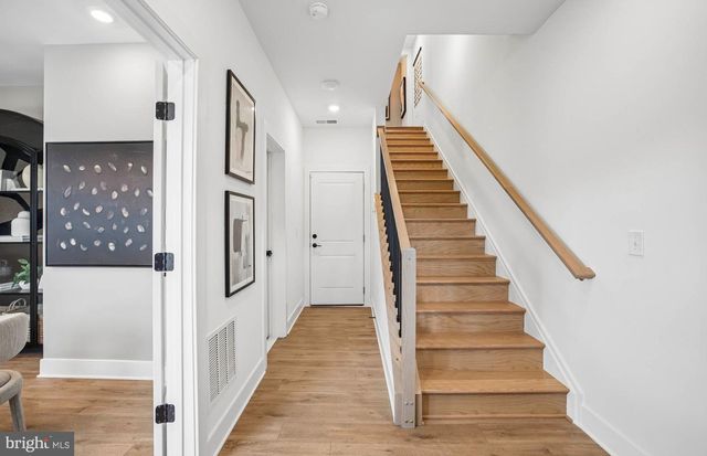 42621 BLACK ANGUS DR, Ashburn, VA 20148