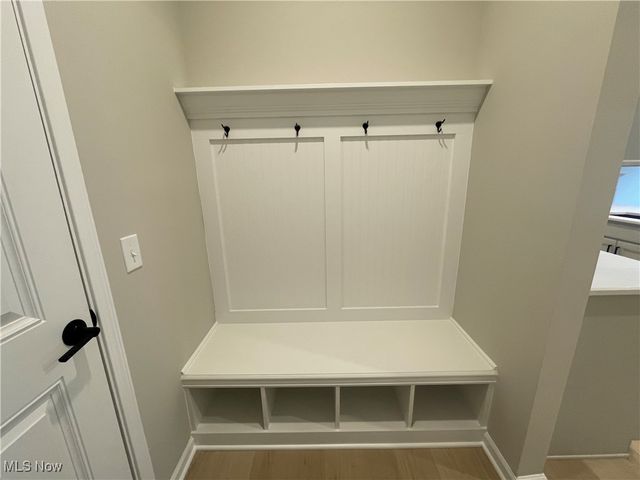 32731 Sandridge Run, Avon Lake, OH 44012