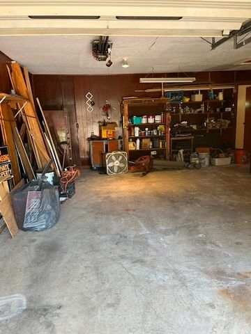 304 Sunset Street, Roxton, TX 75477