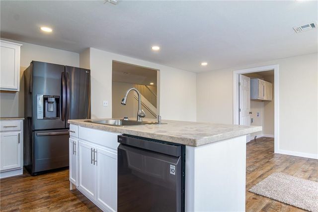 411 W Cedar Street, Cherokee, KS 66724