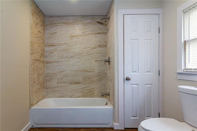 411 W Cedar Street, Cherokee, KS 66724