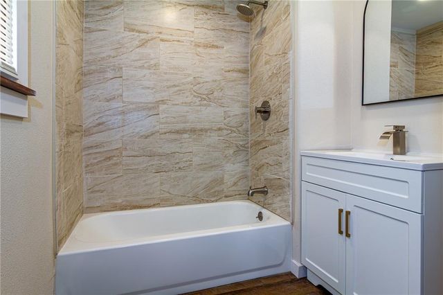 411 W Cedar Street, Cherokee, KS 66724