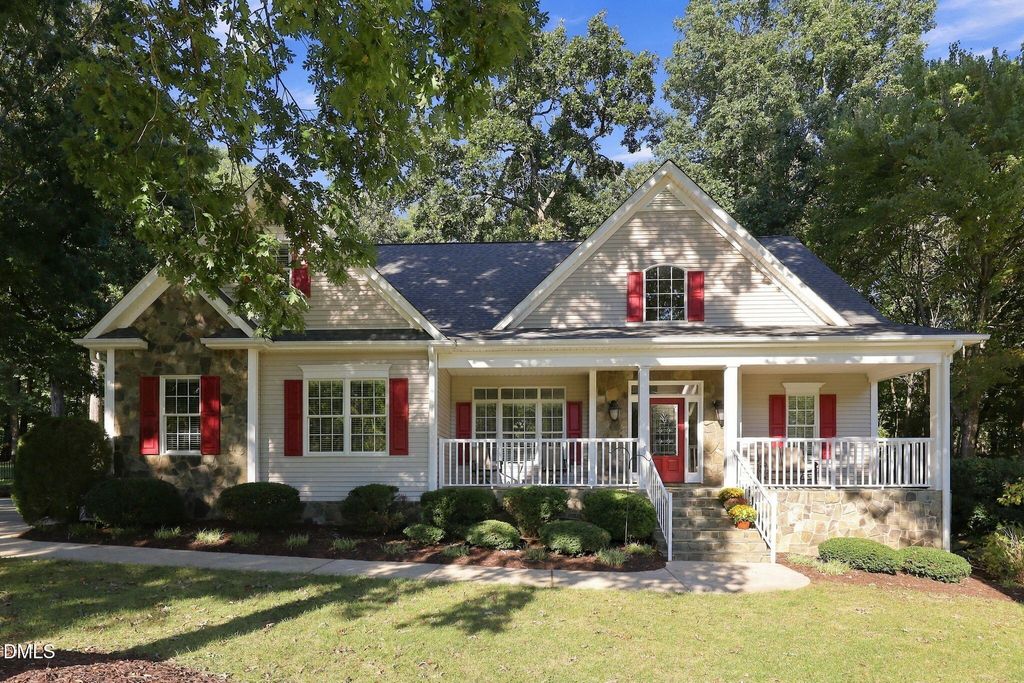 125 Scotts Pine Circle, Wake Forest, NC 27587
