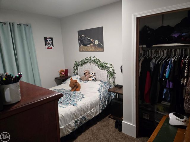 825 Minnie Street, Port Huron, MI 48060