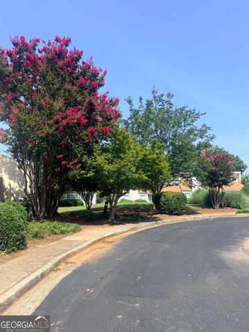 708 Serramonte Drive, Marietta, GA 30068
