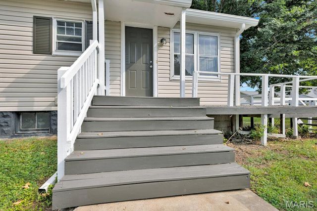 335 S Spencer Street, Bethalto, IL 62010