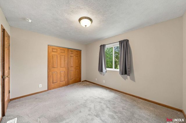 346 W Irving Street, Lincoln, NE 68521