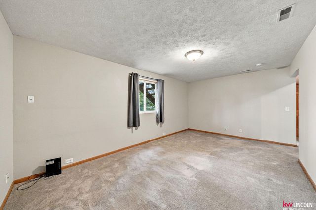 346 W Irving Street, Lincoln, NE 68521