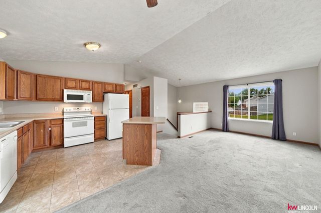 346 W Irving Street, Lincoln, NE 68521