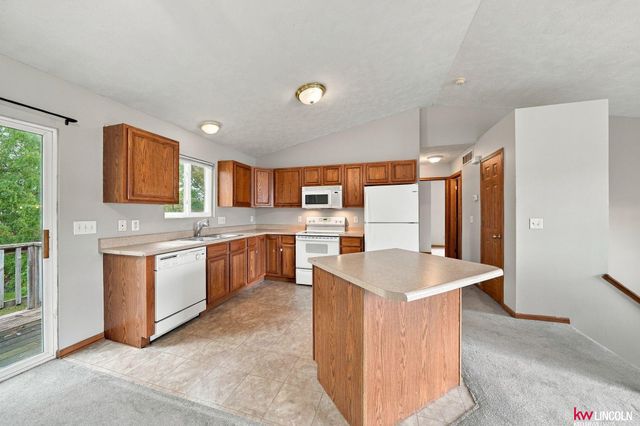 346 W Irving Street, Lincoln, NE 68521