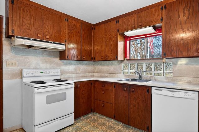 516 W Marlette, Ione, CA 95640