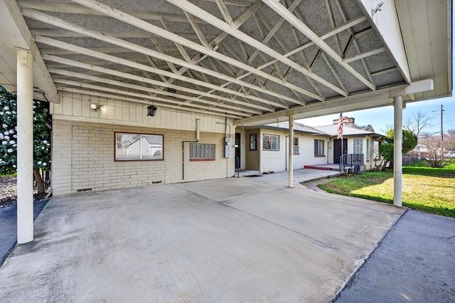 516 W Marlette, Ione, CA 95640