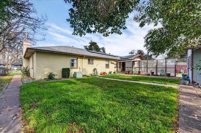 516 W Marlette, Ione, CA 95640