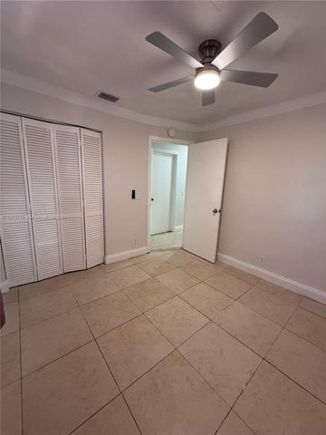 601 SW 10th St 0, Delray Beach, FL 33444