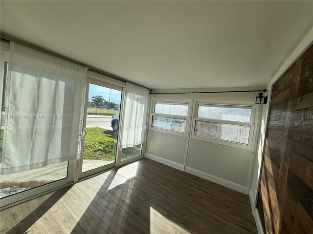 601 SW 10th St 0, Delray Beach, FL 33444