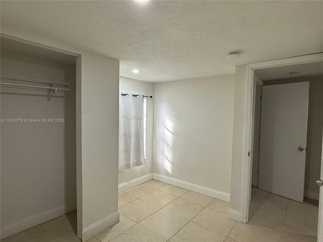 601 SW 10th St 0, Delray Beach, FL 33444