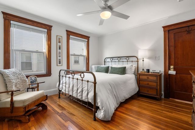 41 Governor Winthrop Road 1, Somerville, MA 02145